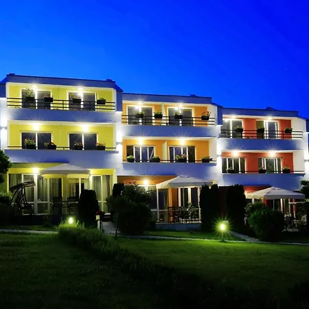 Stayinn Rainbow Beachfront By Asteri Hotel *