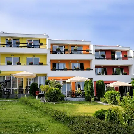 Stayinn Rainbow Beachfront By Asteri